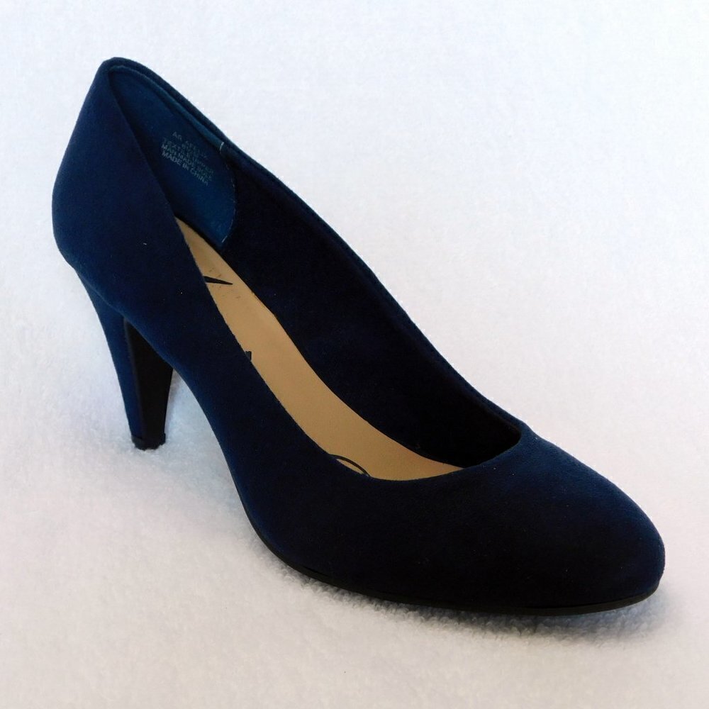 W432 Am. Rag Microfiber Suede Felix Pumps 6.5 M